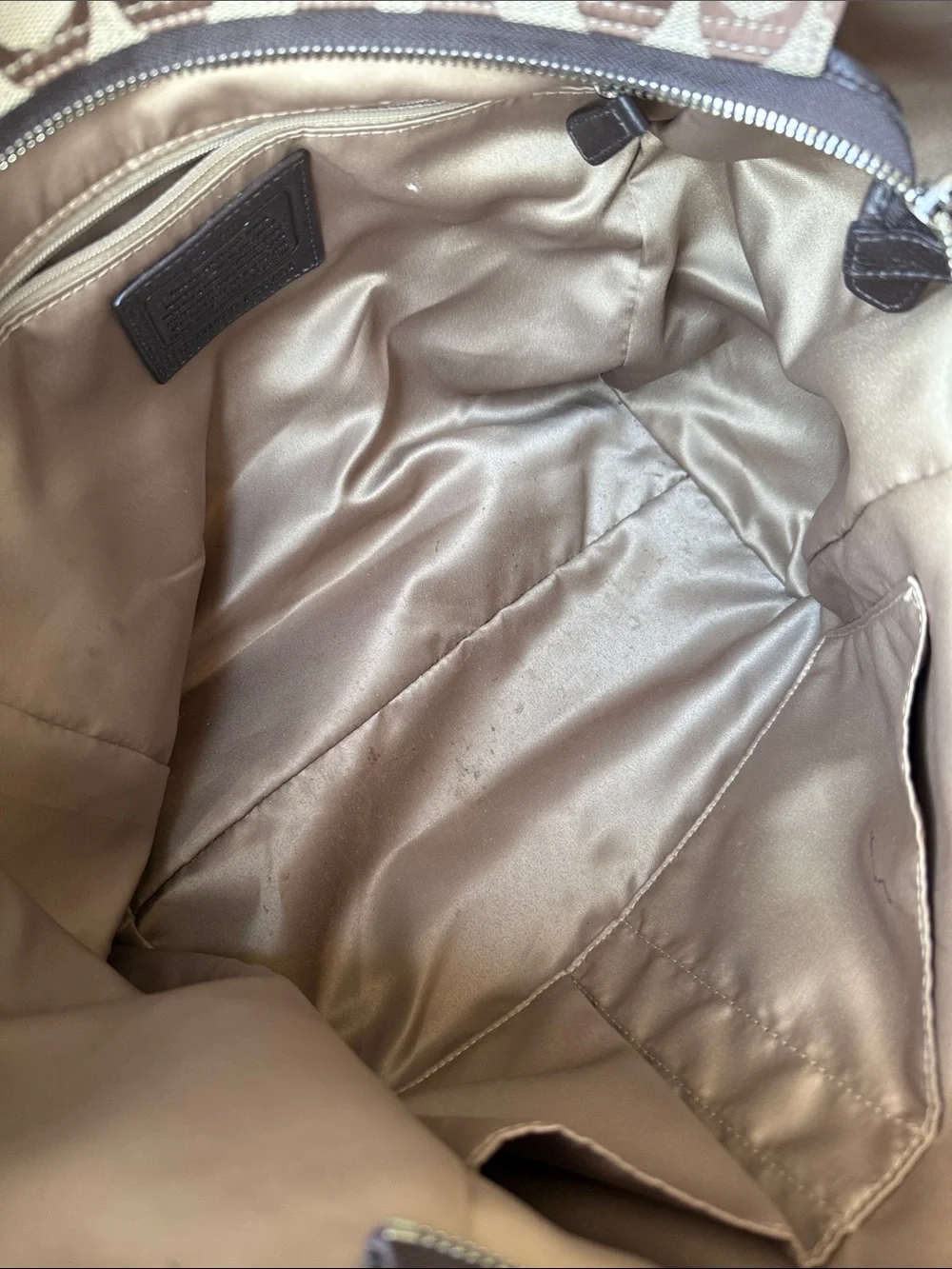 Coach Park Signature Carrie Tote 👜 w/Monogram canvas & dark brown leather trim